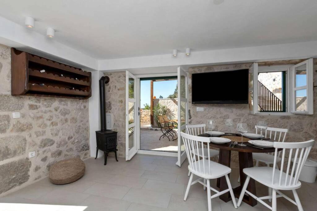 Holiday Home Marijana Zaostrog Ngoại thất bức ảnh